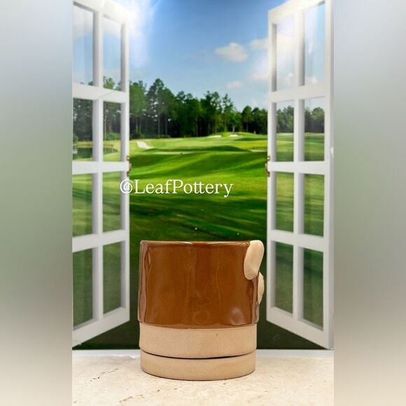 Pirulo Dog Brown/ Beige Ceramic Planter Pot with Saucer Attached - Picture 3 of 11